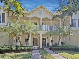 187 E Thatch Palm Cir in Jupiter, FL - Building Photo