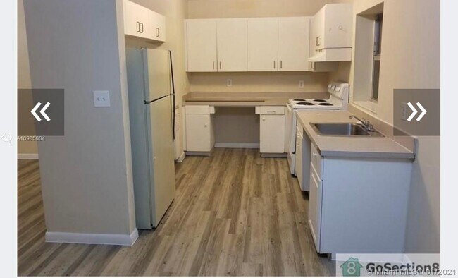 7160 NW 14th Pl-Unit -4 in Miami, FL - Building Photo - Building Photo