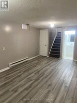 4575 Guildwood Way in Mississauga, ON - Building Photo