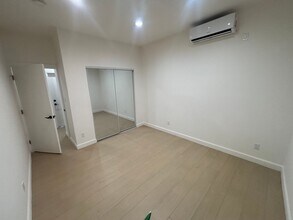 10941 Amestoy Ave in Los Angeles, CA - Building Photo - Building Photo