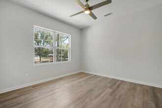 2022 Trimble Rd in Tallahassee, FL - Building Photo - Building Photo