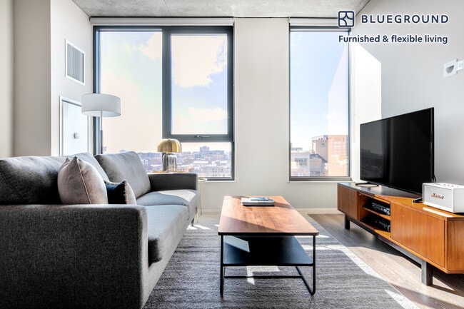 939 W Washington Blvd in Chicago, IL - Building Photo - Building Photo