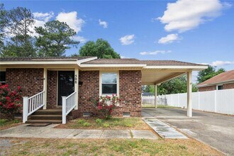 508 Waterbury Dr in Fayetteville, NC - Building Photo - Building Photo