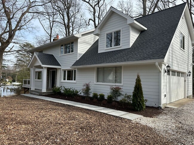 property at 1610 Laurel Ln