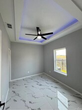 1604 W B St in Mission, TX - Building Photo - Building Photo
