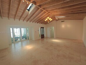 710 Allendale Rd in Key Biscayne, FL - Building Photo - Building Photo
