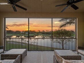 2481 Breakwater Wy in Naples, FL - Building Photo - Building Photo