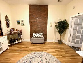 169 Grand St in Jersey City, NJ - Building Photo - Building Photo