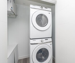 Urban Flats in Edmonton, AB - Building Photo - Building Photo