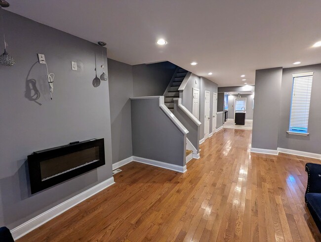 5722 Cedar Ave in Philadelphia, PA - Building Photo - Building Photo