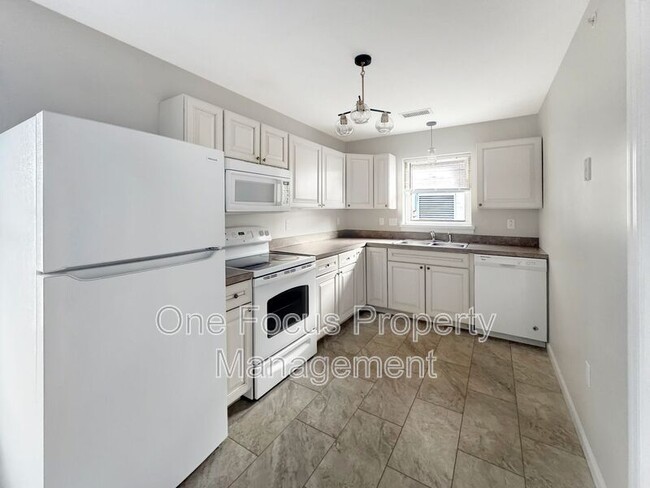 property at 414 W 4th St