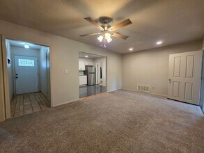 1 Red Oak Rd in Shawnee, OK - Building Photo - Building Photo