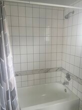 7012 Boyce St, Unit Apartment in Houston, TX - Building Photo - Building Photo