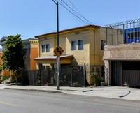 319 S Union Ave in Los Angeles, CA - Foto de edificio - Building Photo