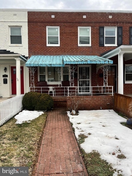 property at 525 E Duncan Ave