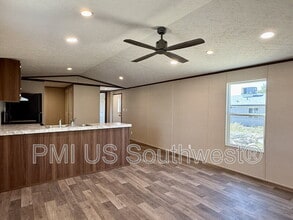 1866 El Dorado Dr in Bullhead City, AZ - Building Photo - Building Photo