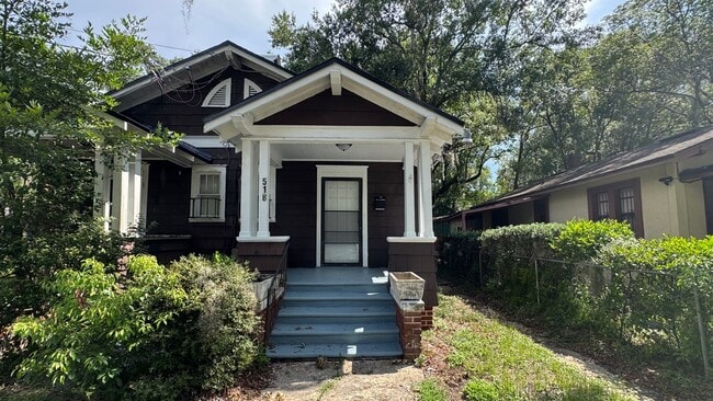 property at 516-518 Linwood Ave