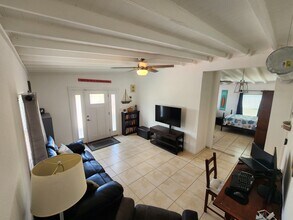 220 115th Ave in Treasure Island, FL - Building Photo - Building Photo