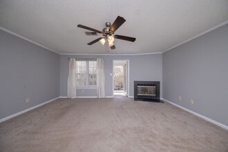 109 Stratford Dr in Williamsburg, VA - Building Photo - Building Photo