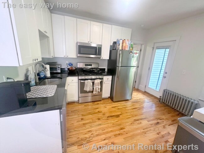 39 Bradley St. in Somerville, MA - Building Photo - Building Photo