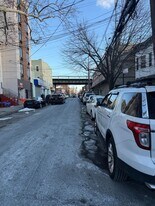 680 E 223rd St in Bronx, NY - Building Photo