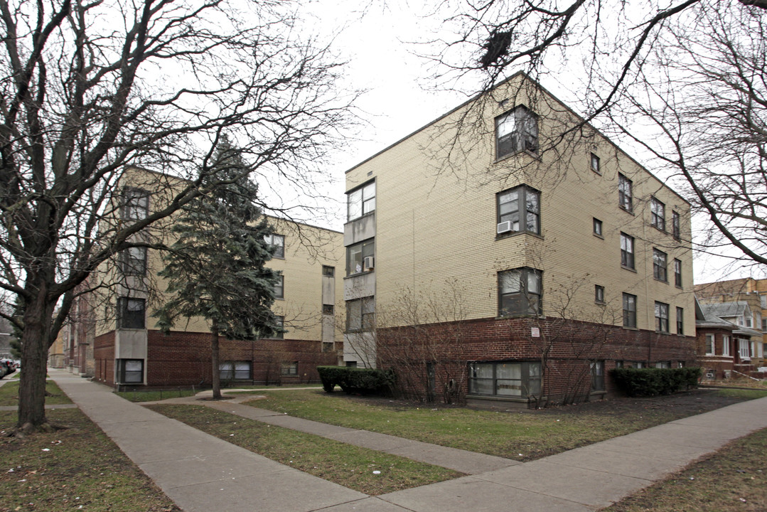 6251 N Talman Ave in Chicago, IL - Building Photo