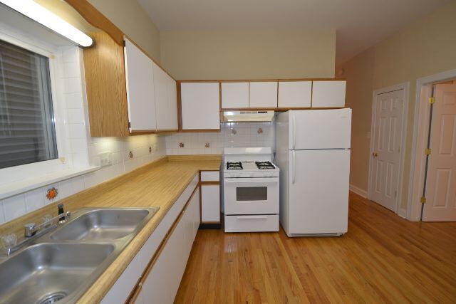 1454 W School St, Unit J06P in Chicago, IL - Foto de edificio - Building Photo