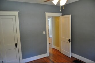 3829 Elmwood Ave in Louisville, KY - Building Photo - Building Photo