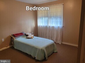 433 Elm Ave in Woodbury Heights, NJ - Foto de edificio - Building Photo