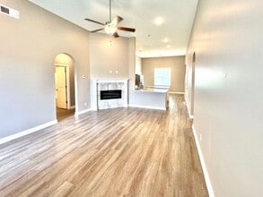 5731 Matthew Dr in Horn Lake, MS - Building Photo - Building Photo