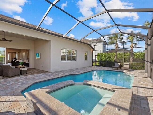 12423 Blue Hl Trl in Bradenton, FL - Building Photo - Building Photo