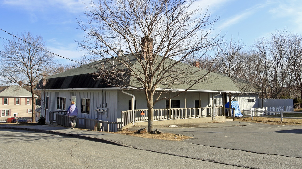 30 Cumberland St in Augusta, ME - Building Photo