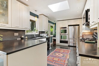 10945 Lawrie Crescent in Delta, BC - Building Photo - Building Photo