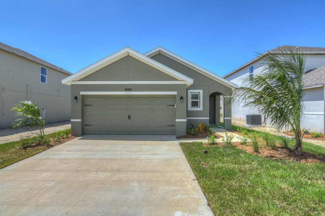 11218 SW Sophronia St in Port St. Lucie, FL - Building Photo