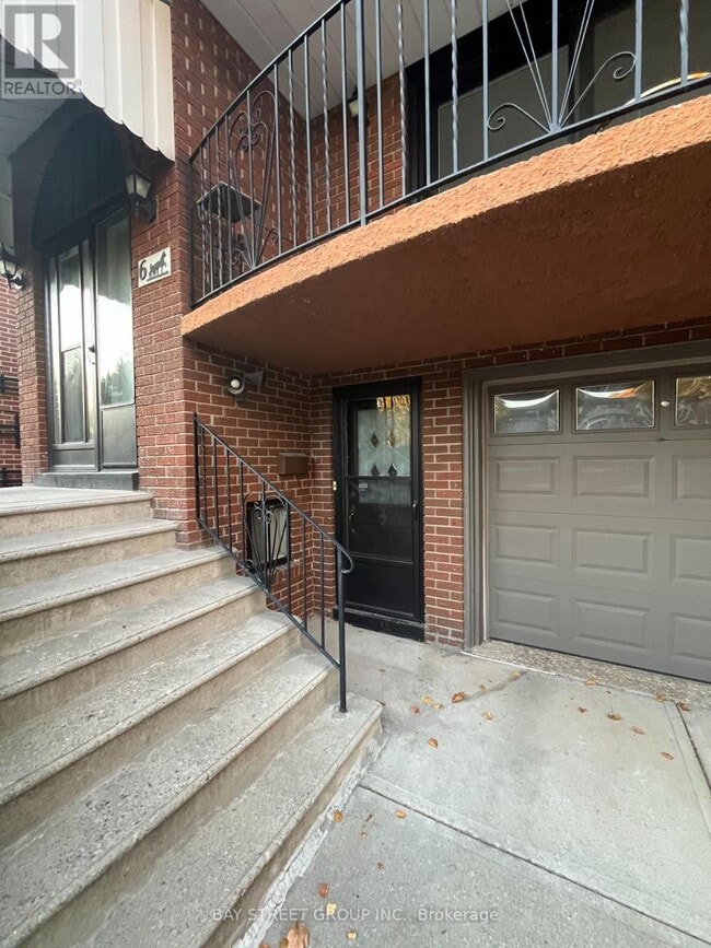 property at 6 Romanway Crescent
