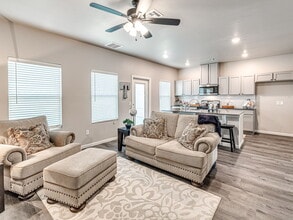 The Villas at Pennbrooke in Oklahoma City, OK - Foto de edificio - Building Photo