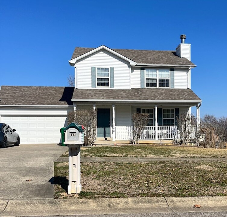 146 Susan Ct in Radcliff, KY - Building Photo