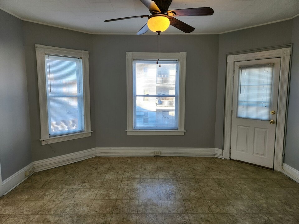617 Rimmon St in Manchester, NH - Building Photo