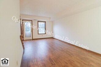 5215-5217 Vermont Ln in Fort Wayne, IN - Building Photo - Building Photo