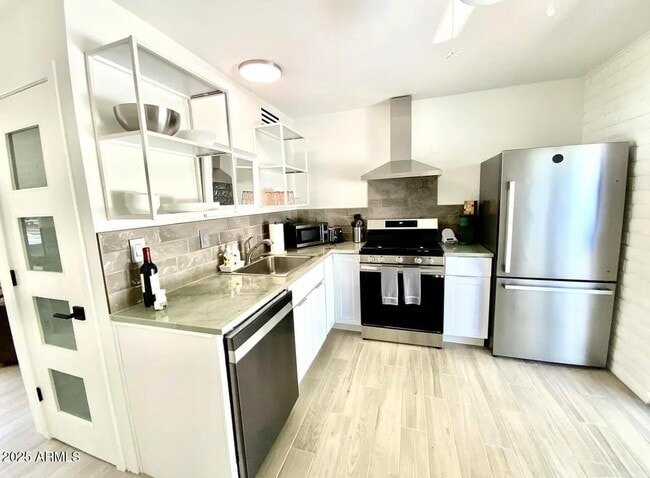 5811 E Surrey Dr in Cave Creek, AZ - Building Photo - Building Photo