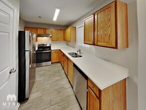 1769 Cutters Mill Way in Lithonia, GA - Foto de edificio - Building Photo