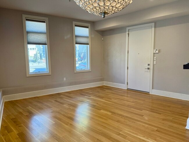 5 Mohawk St in Boston, MA - Building Photo - Building Photo