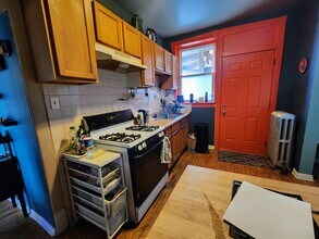 2218 N St Louis Ave in Chicago, IL - Building Photo - Building Photo