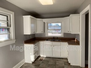 1212 Dabney Dr in Henderson, NC - Building Photo - Building Photo