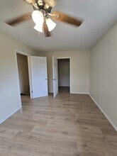 5838 Wy Vw Dr in San Antonio, TX - Building Photo - Building Photo