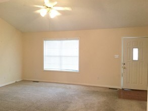 7708 Cody Ln in Knoxville, TN - Building Photo - Building Photo