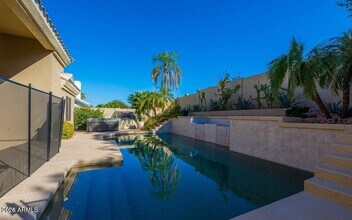 1617 E Tierra Buena Ln in Phoenix, AZ - Building Photo - Building Photo