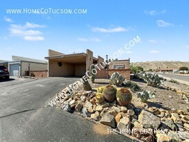 927 W Rio-Altar in Green Valley, AZ - Building Photo
