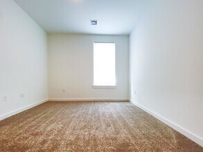 3 Virginia Ave in Jersey City, NJ - Building Photo - Building Photo