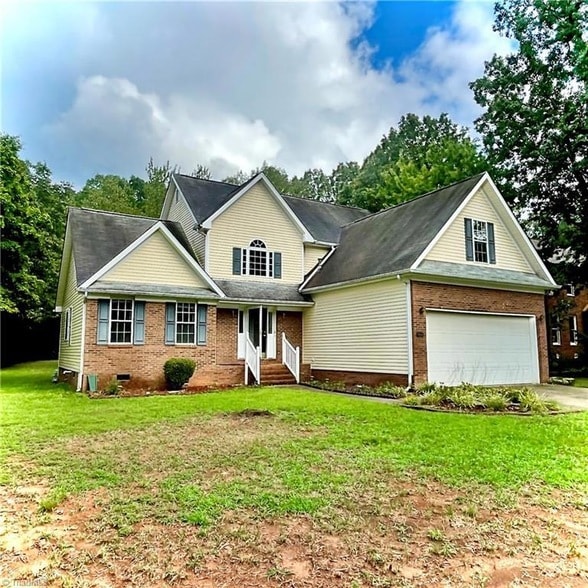 property at 1035 Hawthorne Dr